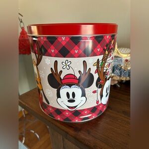 Mickey & Minnie Popcorn Tin Empty tin Pluto too